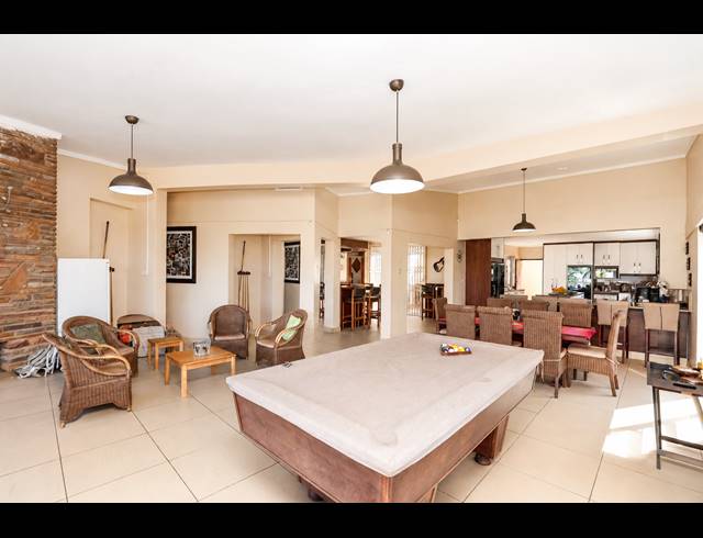 5 BEDROOM HOUSE FOR SALE IN GLENWOOD